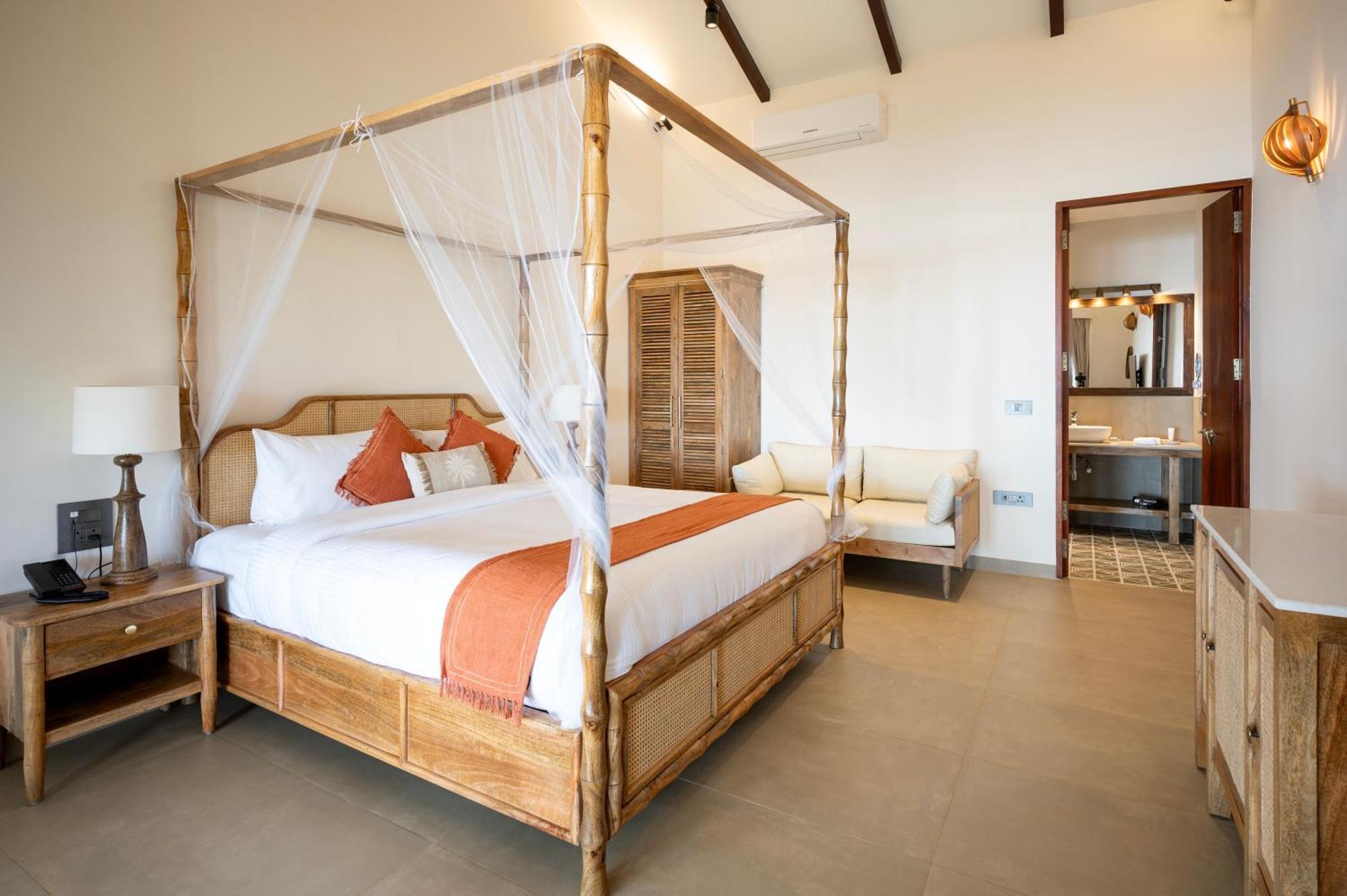 Palma Beach Resort Mandrem Bagian luar foto