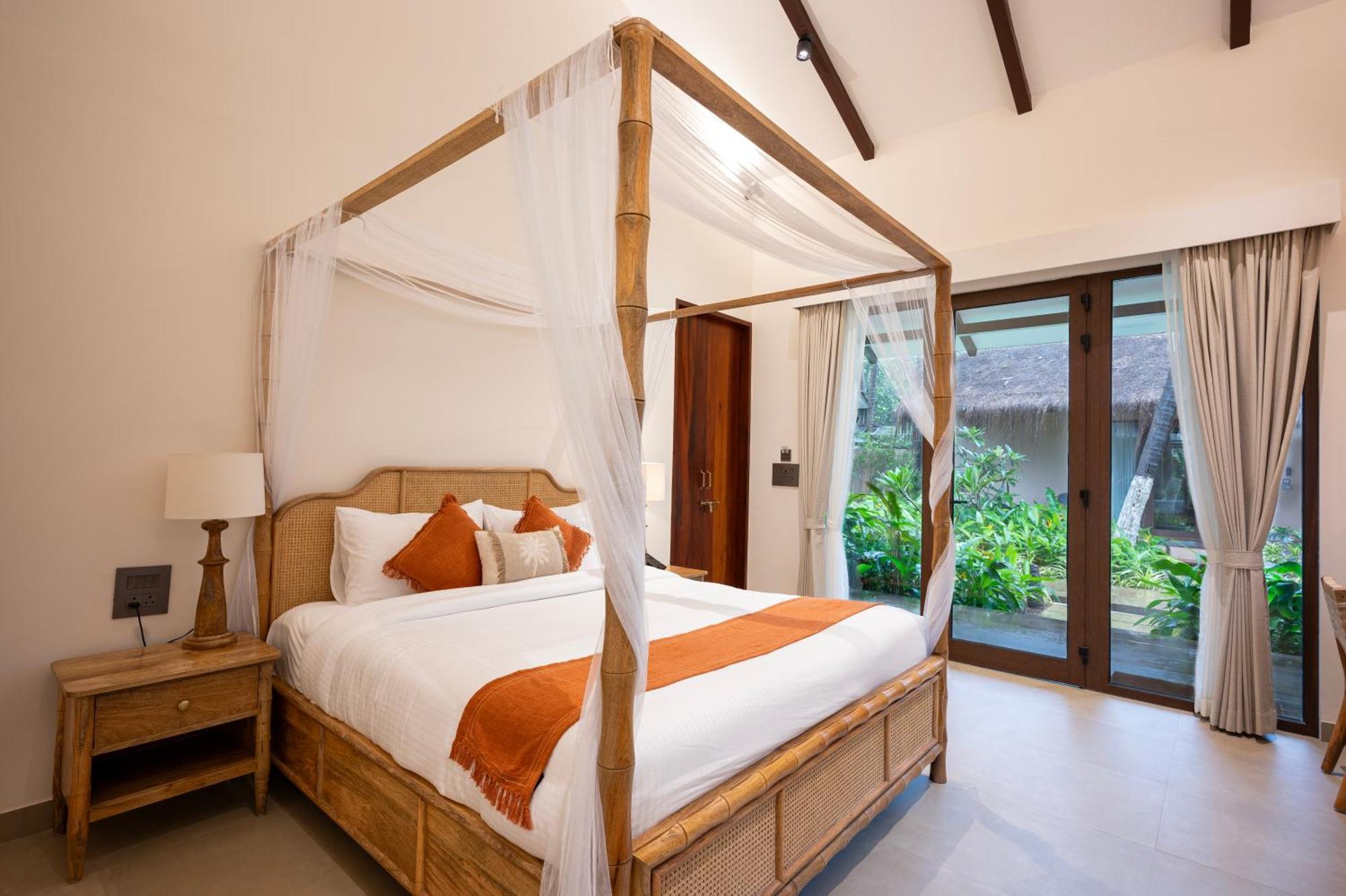 Palma Beach Resort Mandrem Bagian luar foto