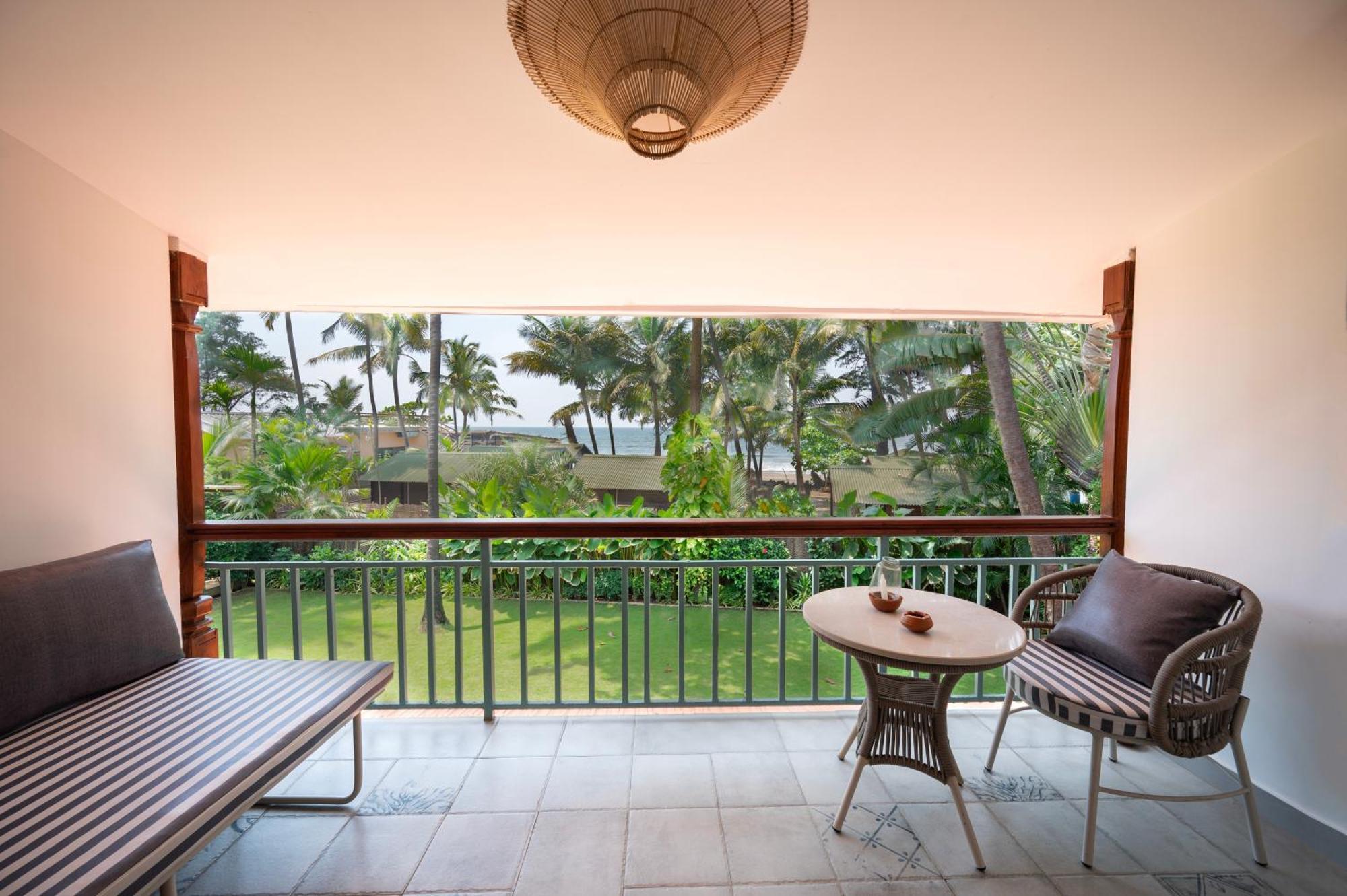 Palma Beach Resort Mandrem Bagian luar foto