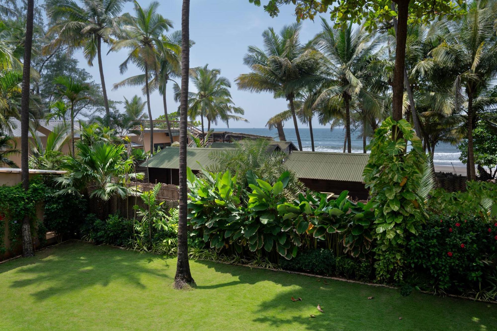 Palma Beach Resort Mandrem Bagian luar foto